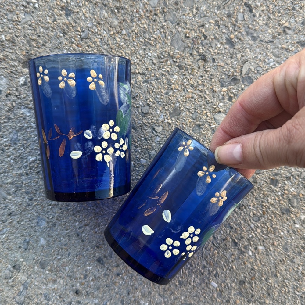 Vintage glassware in cobalt blue with hand-painted floral motif, 1970s set of 2